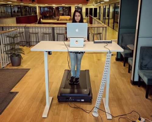 Height adjustable table