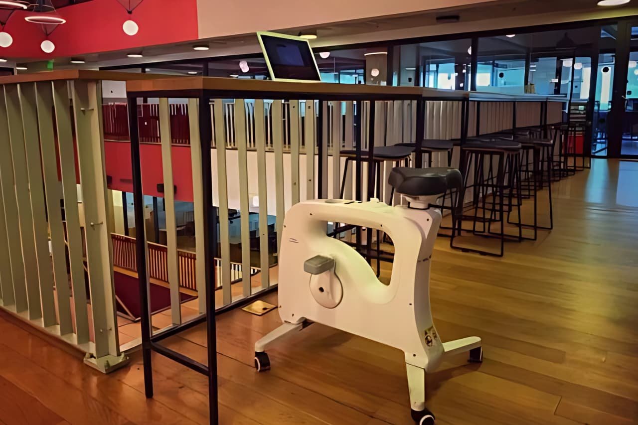 Under Desk Bike EB01