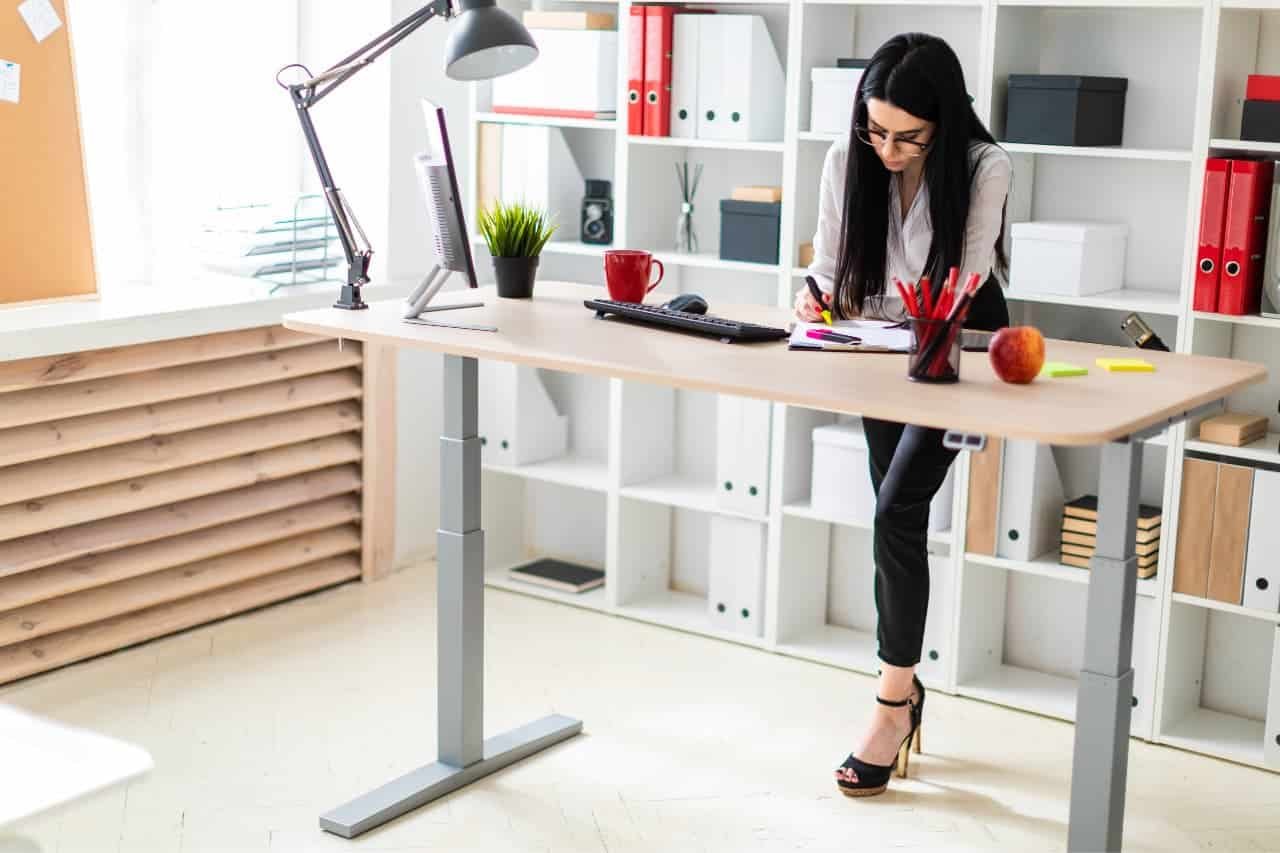 Electric Height Adjustable Table