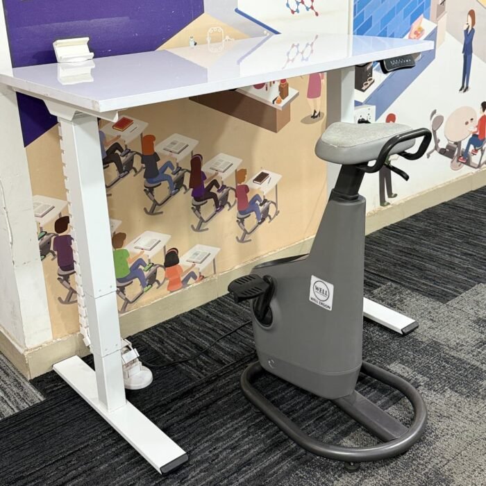 Electric Height Adjustable Table - Image 5