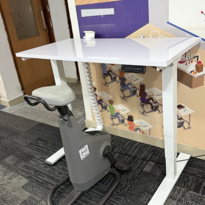 Electric Height Adjustable Table - Image 4