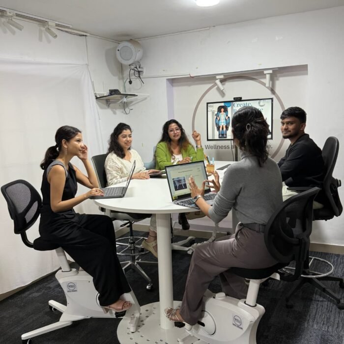 Huddle Table - Image 3