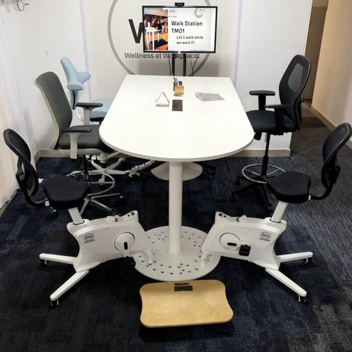 Huddle Table - Image 2